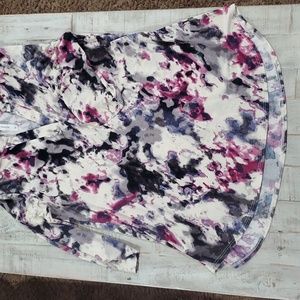 V neck 3/4 sleeve slinky material